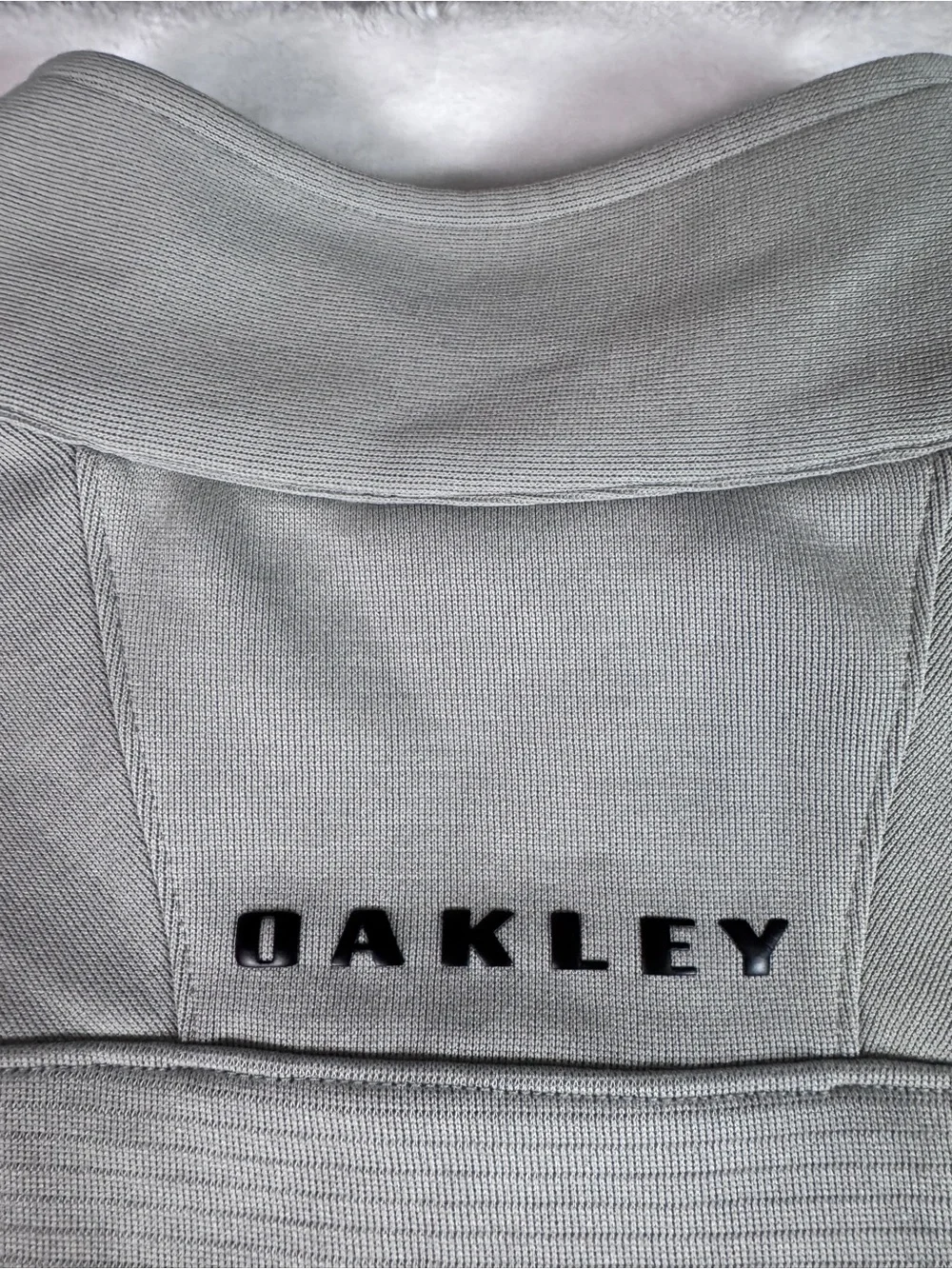 Oakley Men’s XL Gray Quarter Zip Pullover Performance Golf Athletic Shirt